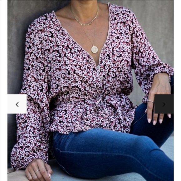 NEW Vici Flush of Dawn Floral V Neck Ruffle Top - Picture 4 of 8